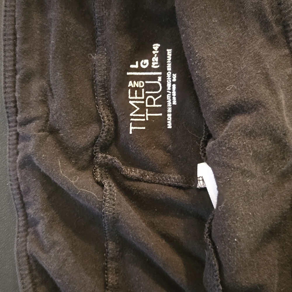 Time and Tru Classic Black Leggings